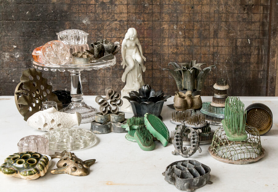 Collections – My Vintage and Antique Flower Frog Collection – Vintage Bu-Te  Antiques, Vintage